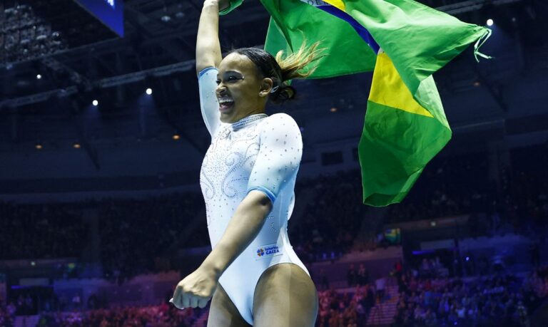 2022-11-03t210854z_1022249654_up1eib31mqsmr_rtrmadp_3_gymnastics-world[1]
