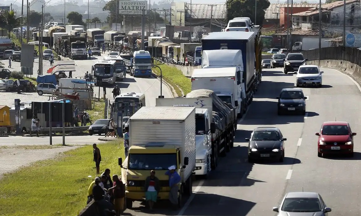 At20dejaneiromaisde12milhodemotoristasCDeEnofizeramexametoxicolgicoobrigatrio_0714772001744406600.jpeg