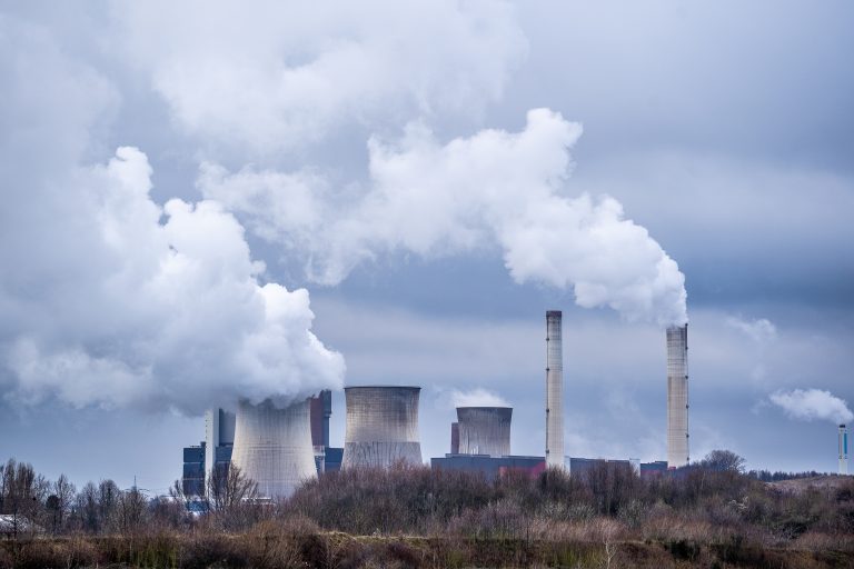 CrditosdeCarbononoBrasilemissesdespencamemercadoenfrentacrise_0632646001744433870.jpeg