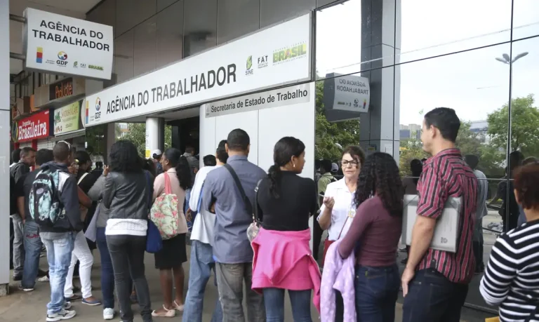Desempregorecuaem15estadosnosegundotrimestrede2024_0657715001744469190.webp