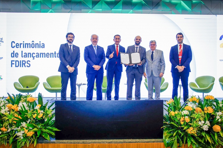 FDIRSnovofundolanadocomR1biparafinanciarPPPscomprojetossustentveis_0043926001744515052.jpeg