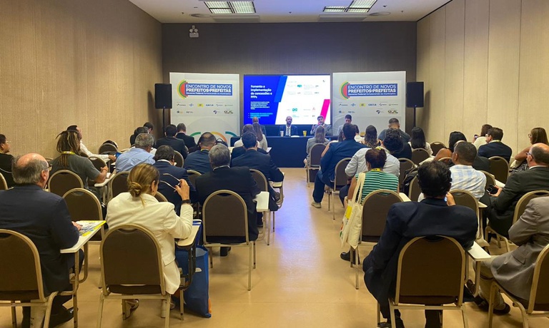 FDIRSsetornaalternativaparaprefeitosfinanciareminfraestruturaePPPsemmunicpiosmenores_0442189001744562036.jpeg
