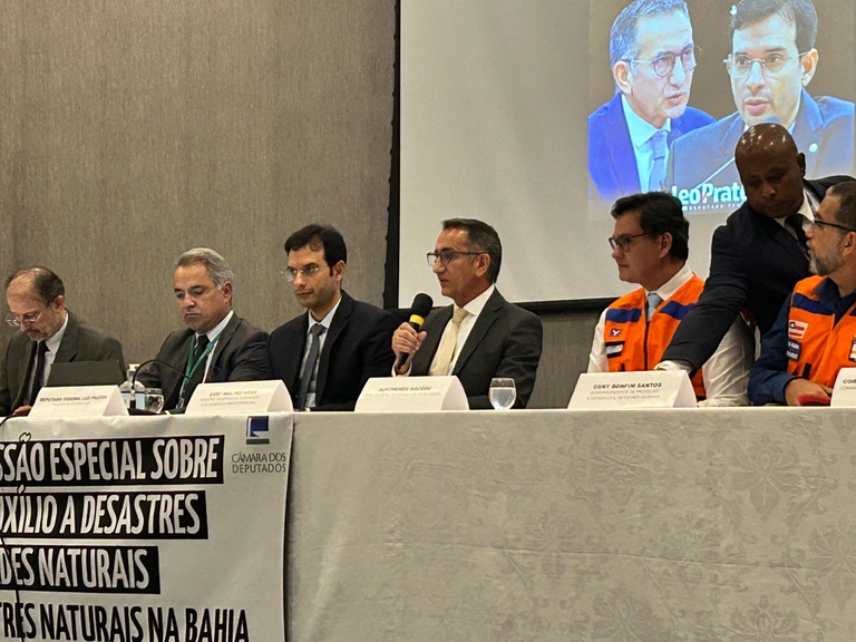 MinistroWaldezGesparticipadeReuniodaComissoEspecialsobreprevenoeauxlioadesastresecalamidadesnaturaisnaBahia_0421791001744464967.jpeg