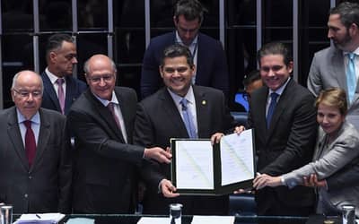 CongressopromulgaAcordoMercosul-UnioEuropeiavejaprincipaispontos_0177312001773906940.jpeg