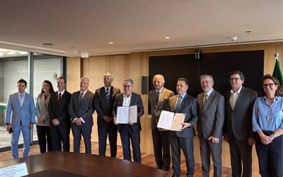 CominvestimentodeR196milhesApexBrasileABIMDErenovamparceriaparafortalecersetordeDefesa_0106406001775032016.jpeg