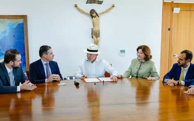 ComatrasogovernoapresentapropostaparaatualizaodotetodoMEI_0290705001784915194.jpeg