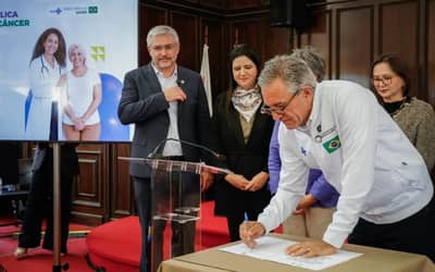 MinistriodaSadeiniciaofertadenovemedicamentosoncolgicospeloSUS_0661704001792829675.jpeg